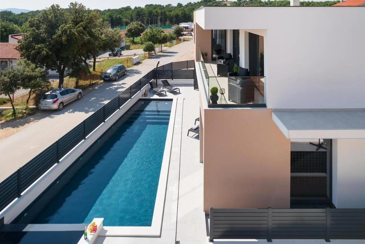 Villa Barbara Pakostane 0*,  Croatia